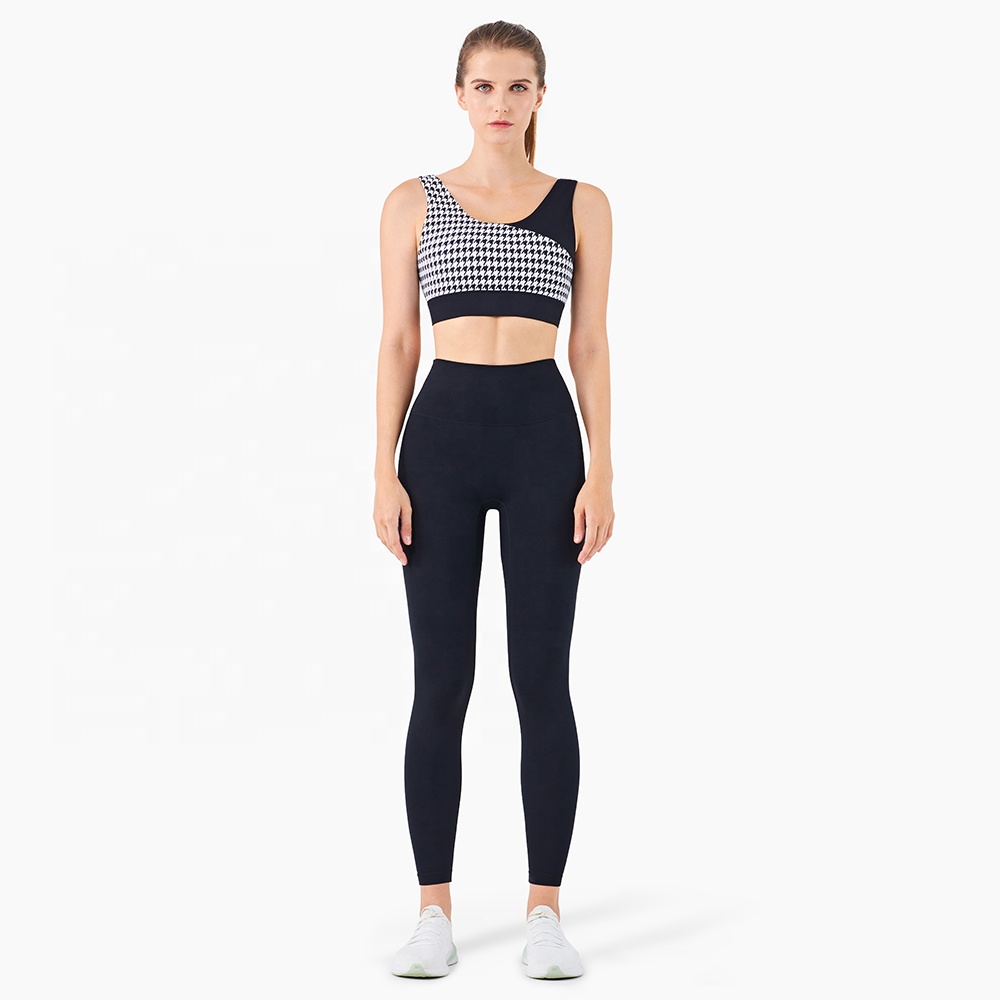 Yoga Leggings With Houndstooth Sports Bra Gym Activewear4